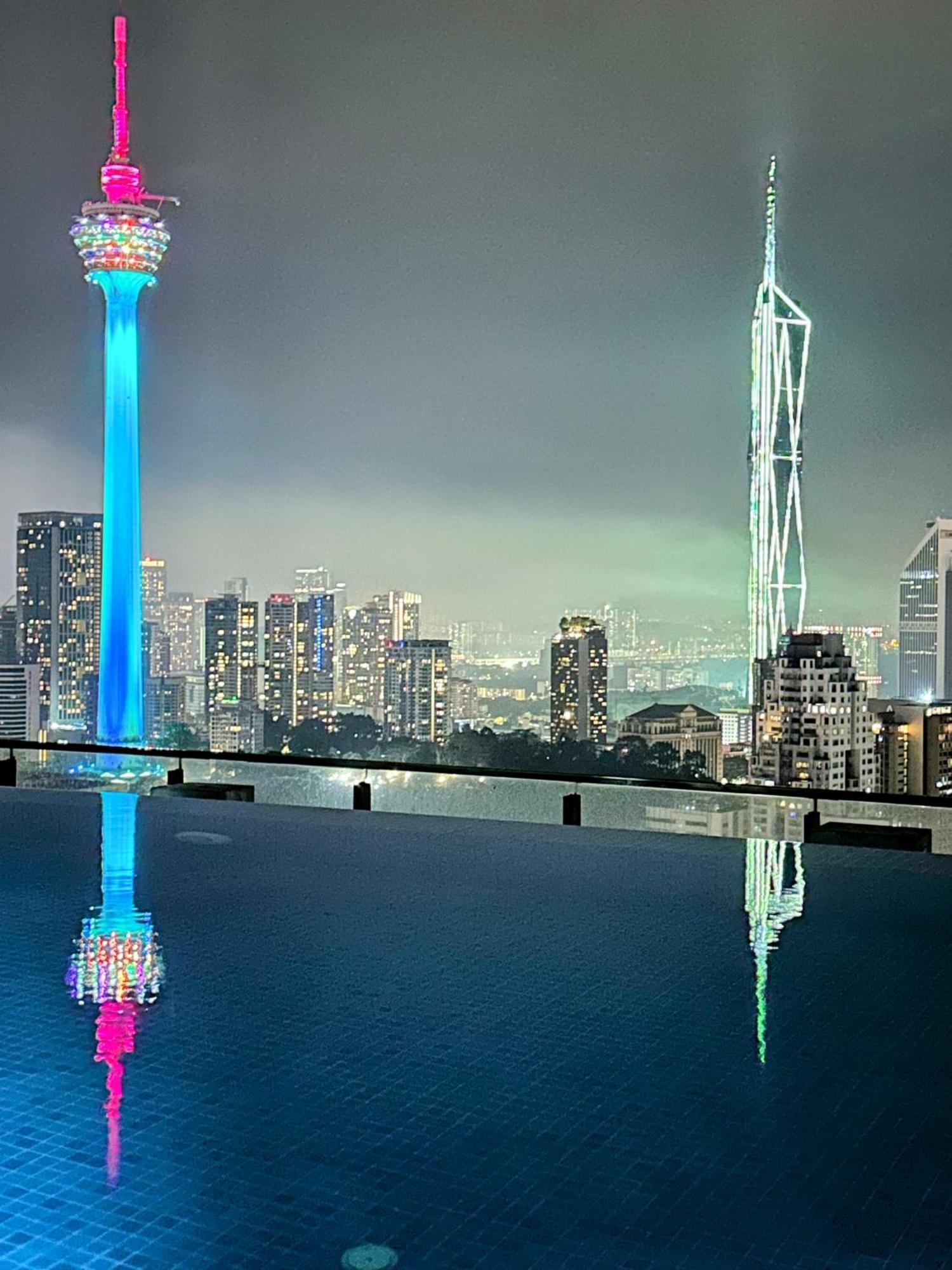 The Luxe Infinitum Klcc By Kl Malaysia *