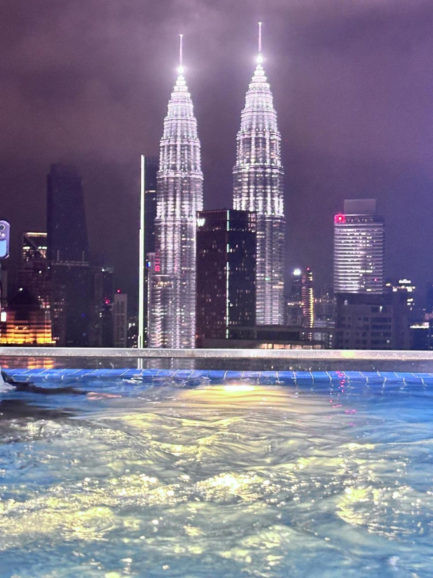 The Luxe Infinitum Klcc By Kl Malaysia Kuala Lumpur