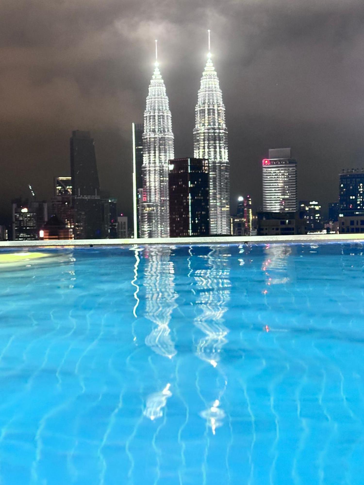 The Luxe Infinitum Klcc By Kl Malaysia